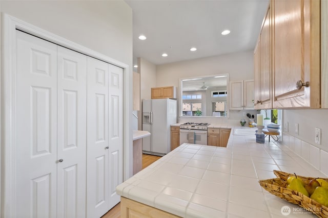 327 2nd Ave S, Kirkland, WA 98033 - kitchen with white appliances, tile counters, a ceiling fan, recessed lighting, and light brown cabinets