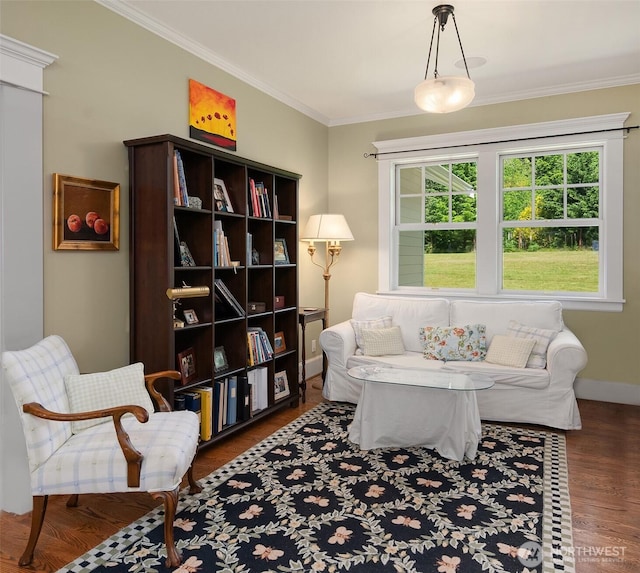 19840 Vashon Hwy SW, Vashon, WA 98070 - sitting room with crown molding and wood finished floors