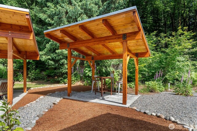 20720 501st Dr SE, Index, WA 98251 - view of property's community with a gazebo and a patio area