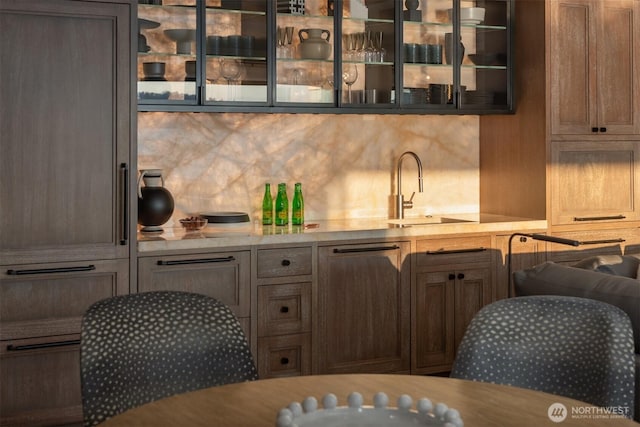 1615 Roanoke Way, Mercer Island, WA 98040 - bar area with a sink