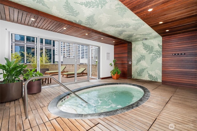 10700 NE 4th St Unit 806, Bellevue, WA 98004 - view of pool featuring an in-ground hot tub