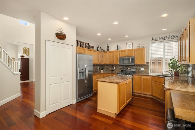 27989 Maple Ridge Way SE, Maple Valley, WA 98038 - photo 6