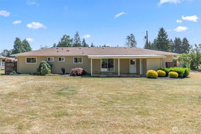 1103 Fieldcrest Ave, Centralia, WA 98531 - rear view of property featuring a patio area and a yard