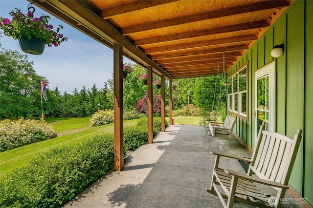 9206 Delta Line Rd, Custer, WA 98240 - view of patio / terrace