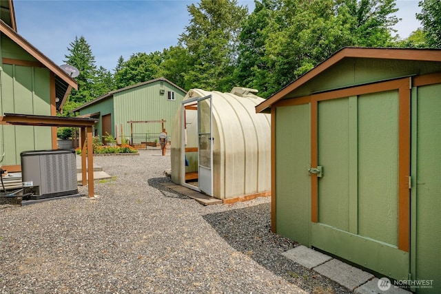 9206 Delta Line Rd, Custer, WA 98240 - view of yard with a storage unit