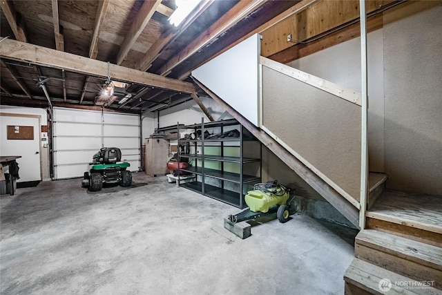 9206 Delta Line Rd, Custer, WA 98240 - view of garage
