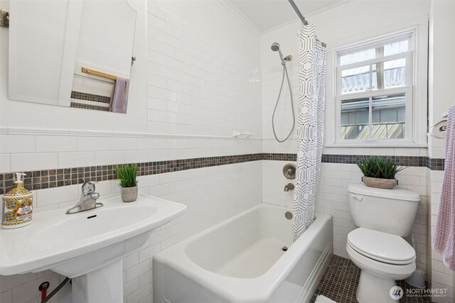 4919 N 31st St, Tacoma, WA 98407 - full bath with tile walls, shower / bath combo, tile patterned flooring, and ornamental molding