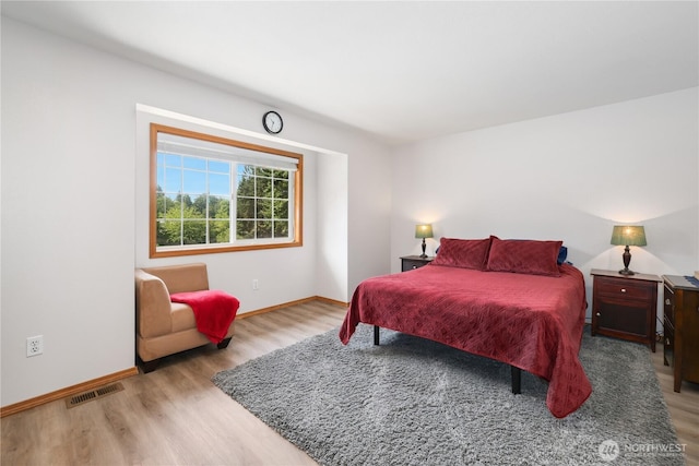 1612 SW 304th St, Federal Way, WA 98023 - bedroom with wood finished floors and baseboards
