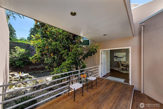 11115 NE 95th St, Kirkland, WA 98033 - view of wooden terrace