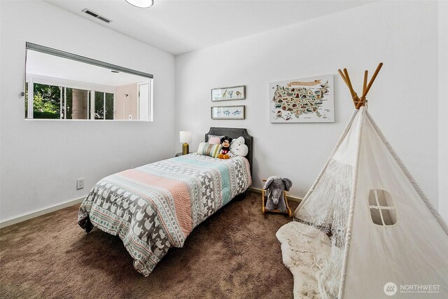 11115 NE 95th St, Kirkland, WA 98033 - carpeted bedroom with baseboards