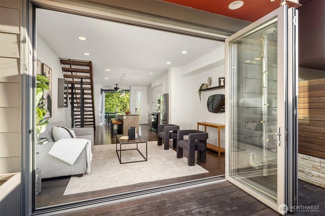 252 E Roanoke St, Seattle, WA 98102 - living area featuring dark wood-type flooring and recessed lighting