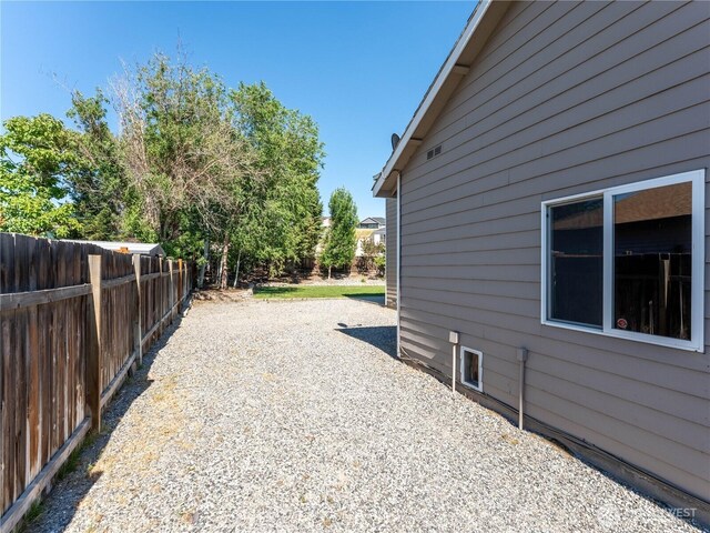 2422 Highland View Dr, East Wenatchee, WA 98802 - view of side of property