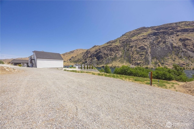 519 Hidden Ln, Chelan, WA 98816
