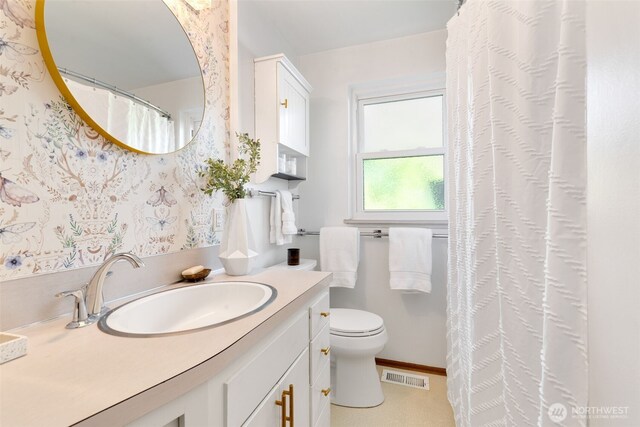 6151 S 125th St, Seattle, WA 98178 - bathroom featuring vanity and toilet