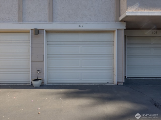 1113 5th Ave S Unit 107, Edmonds, WA 98020 - view of garage