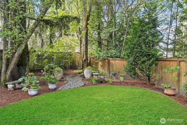 8407 SE 69th Pl, Mercer Island, WA 98040 - view of yard