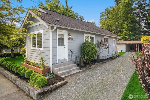 38362 SE Cedar St, Snoqualmie, WA 98065 - view of front of property featuring entry steps and roof with shingles