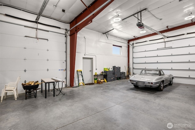 431 Airport Way SW, Mattawa, WA 99349 - garage with a garage door opener