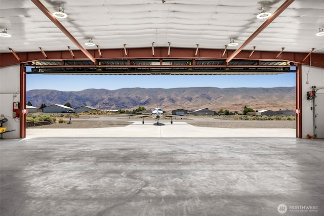431 Airport Way SW, Mattawa, WA 99349 - garage with a mountain view