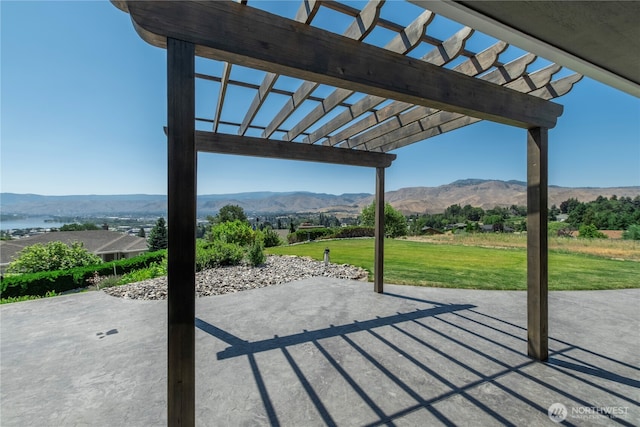 3418 Mari Lane Dr, Wenatchee, WA 98801 - view of patio / terrace featuring a pergola and a mountain view