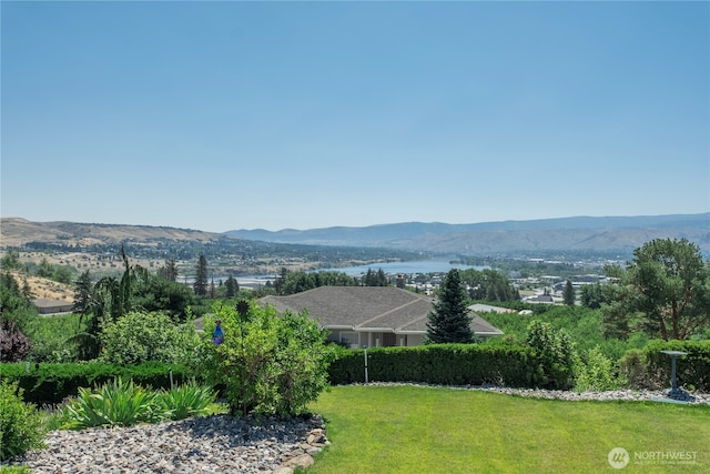 3418 Mari Lane Dr, Wenatchee, WA 98801 - view of mountain backdrop