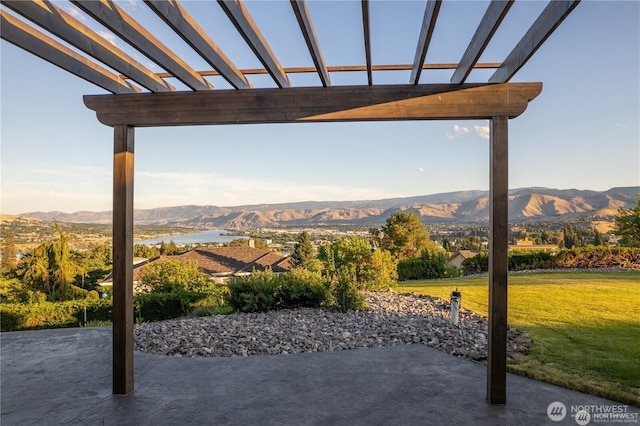 3418 Mari Lane Dr, Wenatchee, WA 98801 - view of patio featuring a mountain view and a pergola