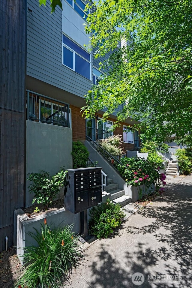 8505A 14th Ave NW, Seattle, WA 98117 - view of home's community with mail area and stairway