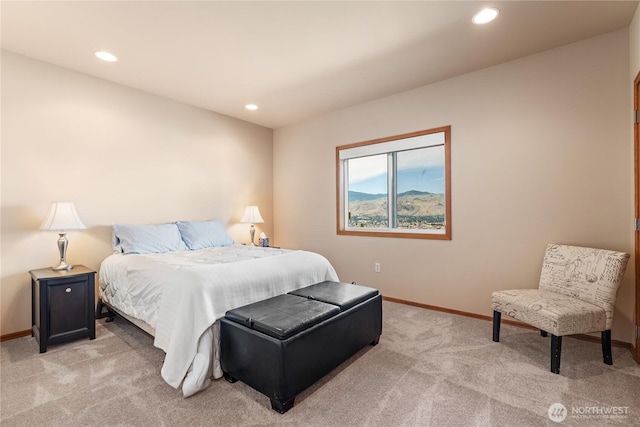 582 Lower Daniels Dr, East Wenatchee, WA 98802 - bedroom with light carpet and recessed lighting