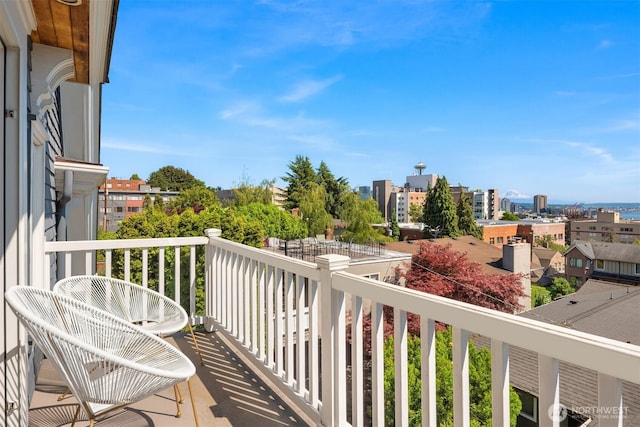 1012 2nd Ave W, Seattle, WA 98119 - view of balcony
