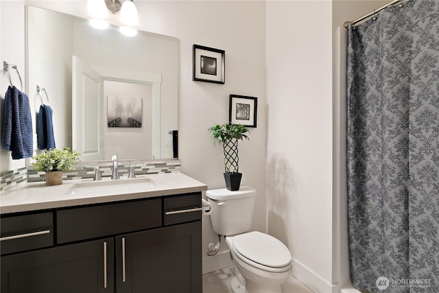 3359 Terry Ln, Enumclaw, WA 98022 - full bath featuring vanity, tasteful backsplash, and a shower with curtain