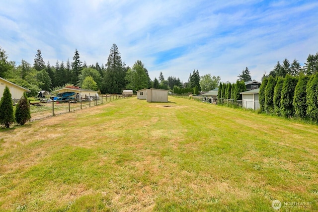 14226 44th St NE, Lake Stevens, WA 98258 - view of yard with an outbuilding