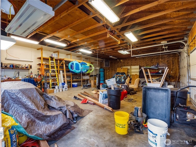 7217 20th Ave SE, Lacey, WA 98503 - garage featuring a workshop area