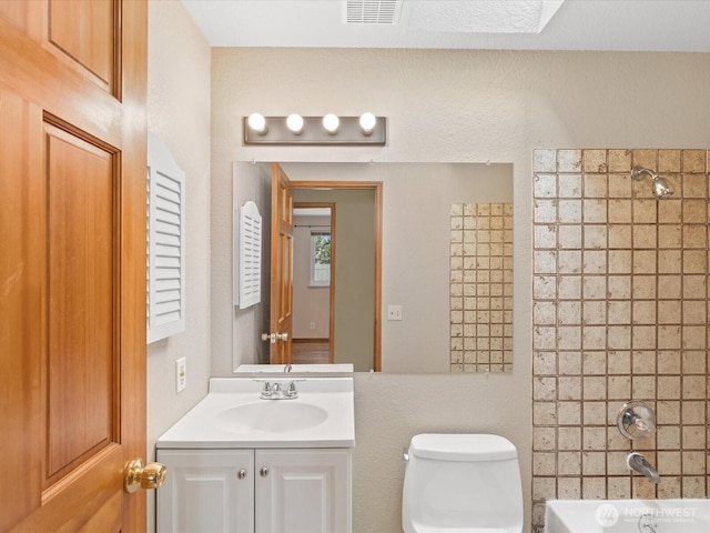 10122 50th Pl W, Mukilteo, WA 98275 - full bathroom with vanity and washtub / shower combination