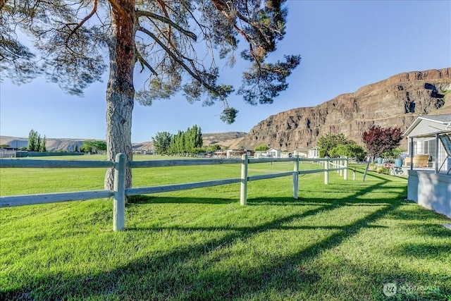 8542 Crescent Bar Rd NW Unit 346, Quincy, WA 98848 - view of yard featuring a mountain view