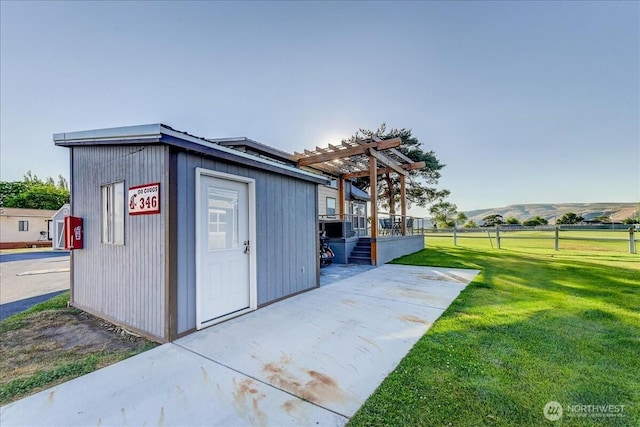 8542 Crescent Bar Rd NW Unit 346, Quincy, WA 98848 - view of outdoor structure with a pergola