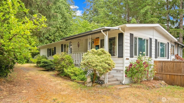 20 NE Wanda Ct, Belfair, WA 98528 - single story home featuring covered porch