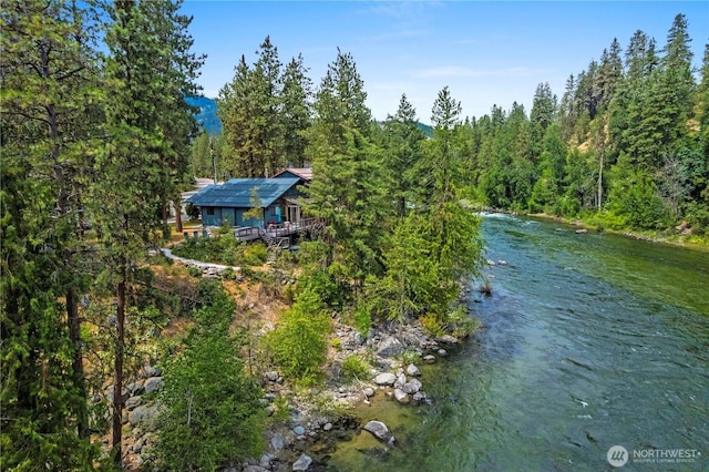 11358 River Bend Dr, Leavenworth, WA 98826 - water view with a forest