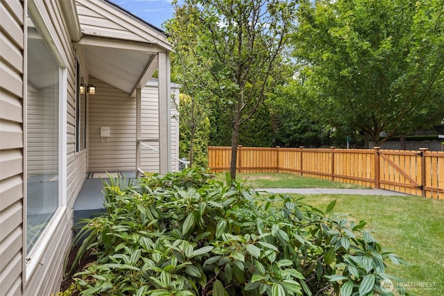 6017 Fauntleroy Way SW, Seattle, WA 98136 - view of fenced backyard