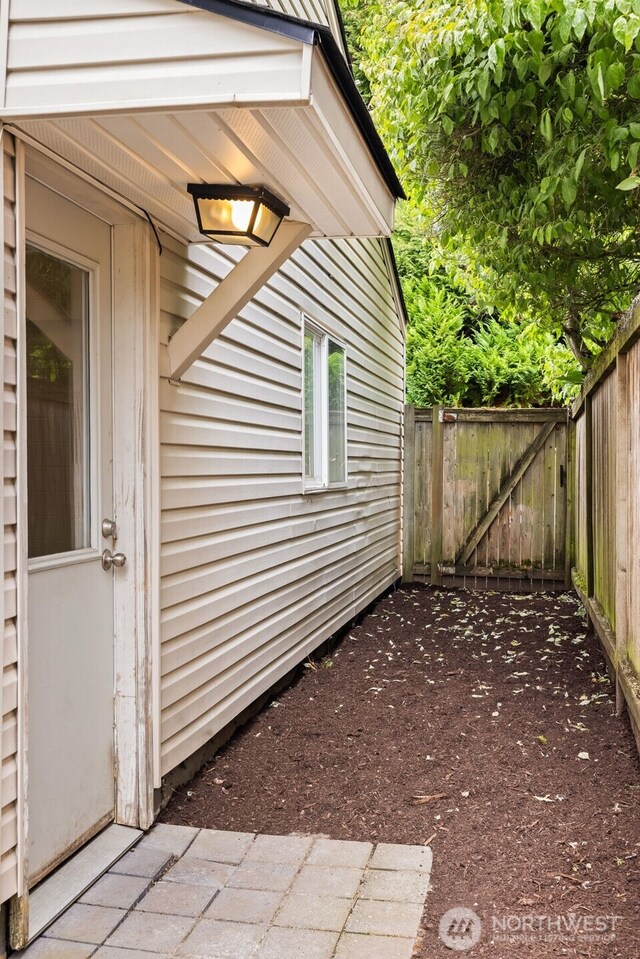 6017 Fauntleroy Way SW, Seattle, WA 98136 - view of side of property