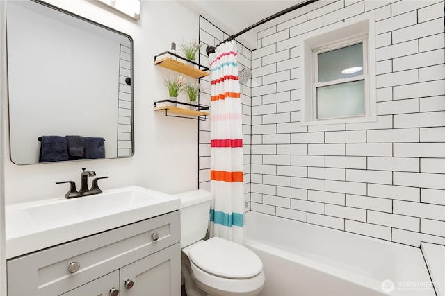 10435 NE 135th Pl, Kirkland, WA 98034 - full bathroom featuring vanity and shower / bath combination with curtain