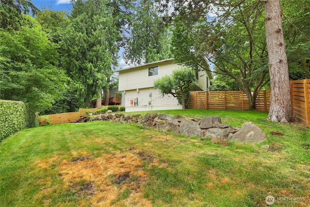 10435 NE 135th Pl, Kirkland, WA 98034 - view of yard