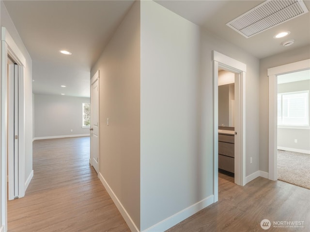 22 Salmon Dr, Wenatchee, WA 98801 - hall featuring light wood-type flooring and recessed lighting