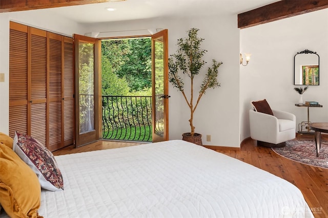 24917 Dockton Rd SW, Vashon, WA 98070 - bedroom featuring wood finished floors and recessed lighting