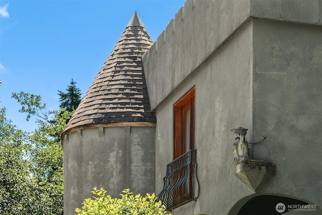 24917 Dockton Rd SW, Vashon, WA 98070 - exterior view of stucco siding