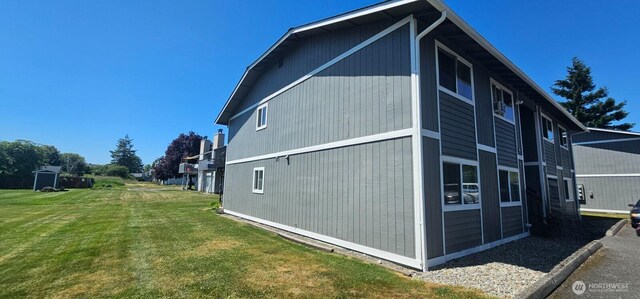 250 Charwila Ln, Enumclaw, WA 98022 - view of home's exterior with a yard