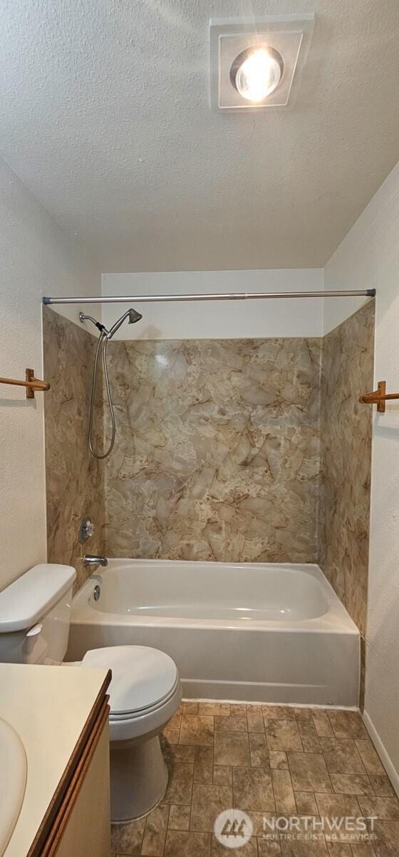 250 Charwila Ln, Enumclaw, WA 98022 - full bath featuring vanity, bathtub / shower combination, and a textured ceiling