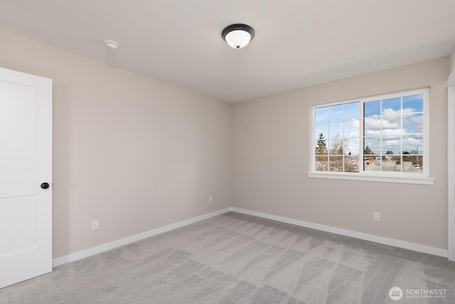 314 4th Ave S, Algona, WA 98001 - unfurnished room featuring carpet and a smoke detector