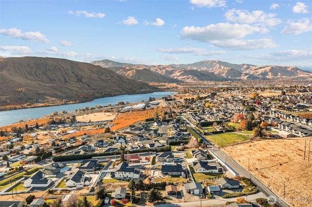 821 S Mary Ave, East Wenatchee, WA 98802 - aerial perspective of suburban area with a water and mountain view