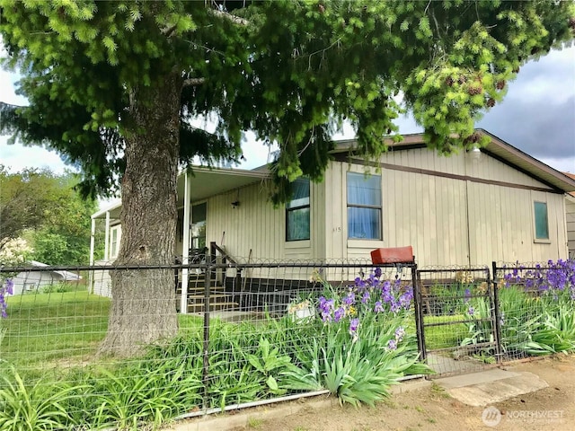 415 Sunny Dr, Electric City, WA 99123 - photo 1