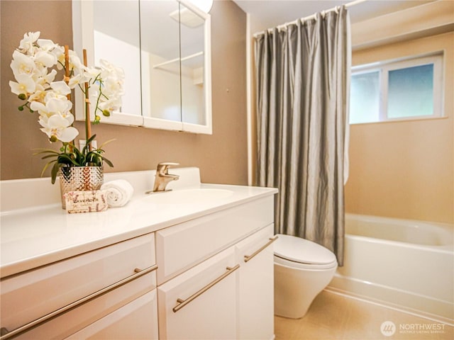 1709 NW 99th St, Seattle, WA 98117 - bathroom featuring vanity, toilet, and shower / bath combo with shower curtain